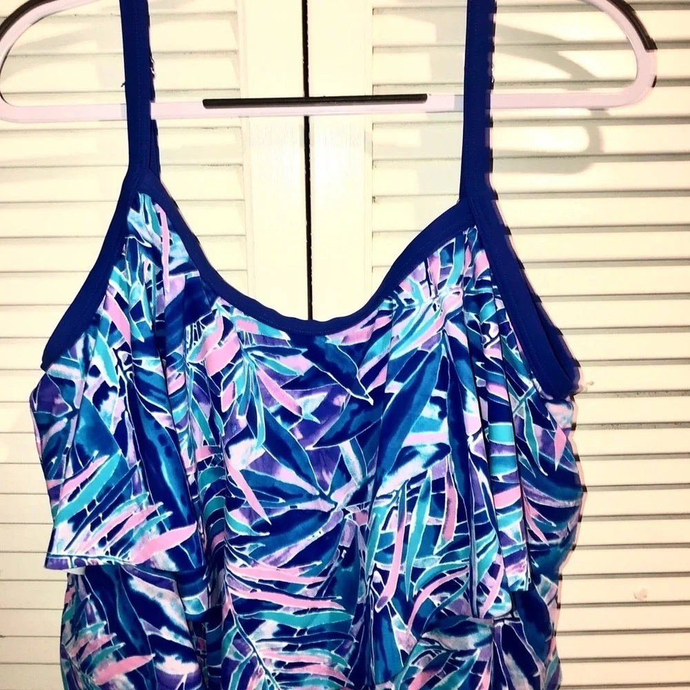Calypso cove tiered ruffle one piece swimsuit blue and pink size 20 W